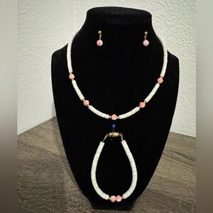 Vintage Women’s Polished Puka Shell Coral Beading Set